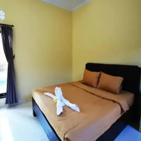 Oyo Flagship 91237 Ratu Guest House